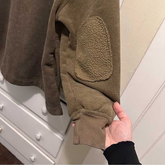 Free People Mia Henley Sweatshirt Size: Large in Brown Wood Green - Picture 8 of 10